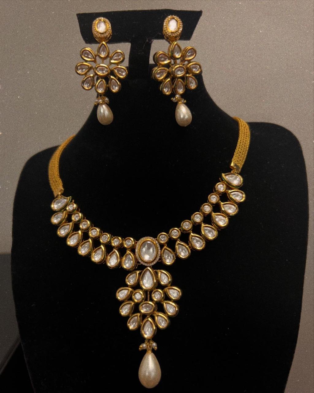 Kundan Sets
